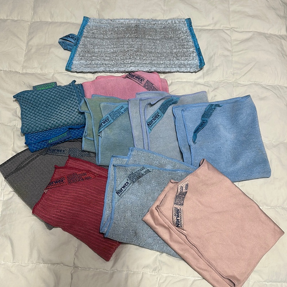 Norwex bundle of 11 pieces